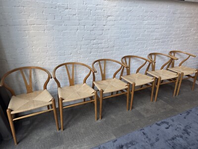 Hans J. Wegner  Wishbone  Chairs in Oak, Carl Hansen & Son 6 Available