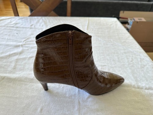 Botines Vero Moda EU 40 estampado cocodrilo marrón tacón 6 cm encaje - Imagen 4 de 19