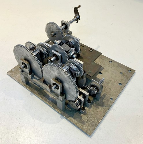 rare ONE OF A KIND Radio tuning gearbox? vtg electronics PARTS SEE VIDEO - Picture 3 of 20
