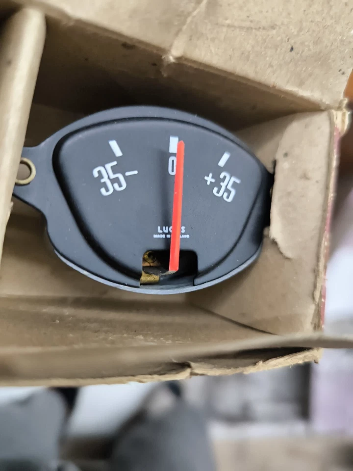 LANDROVER SERIES 1 II IIA 1954-1965 LUCAS SMITHS NOS AMMETER GAUGE 239567 519840 — 第 2/4 张图片