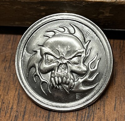 Concho Scanalato Da 1" In Stock Placcato Nichel Con Smalto Nero