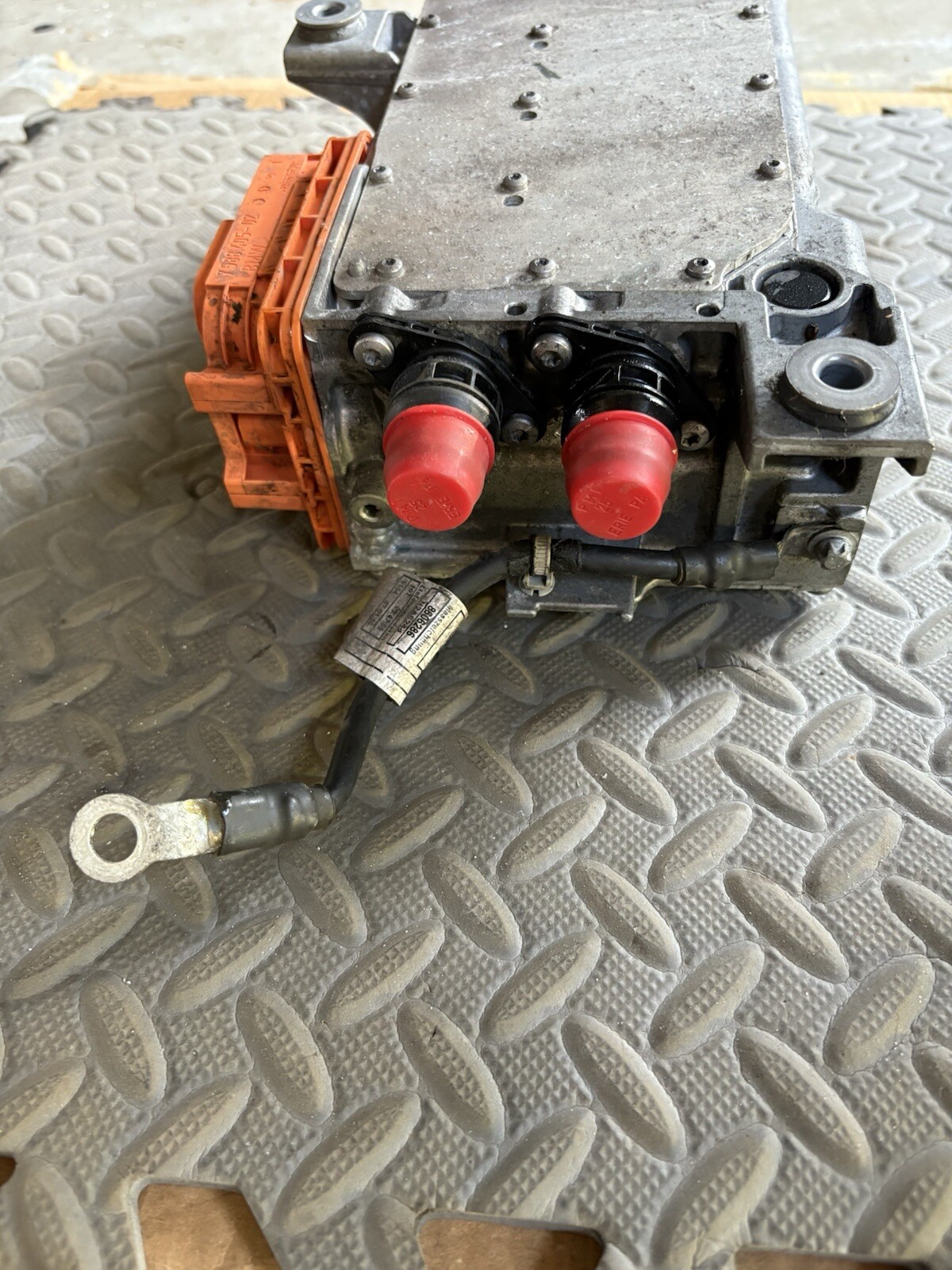 2014-2019 BMW I8 OEM 1.5L ENGINE HYBRID CONTROL UNIT INVERTER 8660410