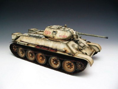 Trumpeter 1:16 905 T-34/76 Soviet Tank (1942)