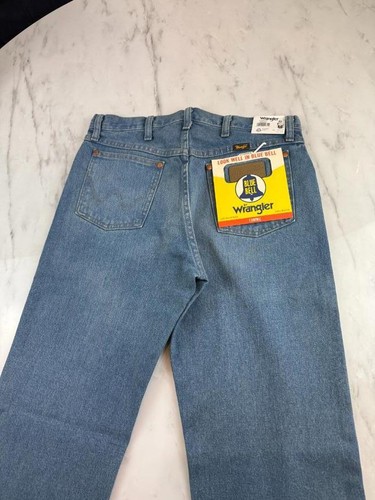 Jeans Wrangler Regular Bootcut Para Hombres 32/32 Denim Corte Vaquero Bolsillos Campana Azul - Imagen 9 de 10