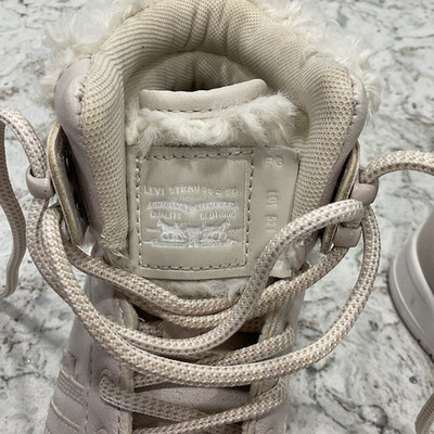 Levi s Women s High Top Sneaker Beige Faux Fur Lined Lace-Up Synthetic 520120WH2