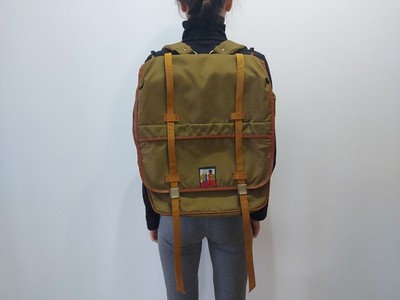 Beckmann Olive Aesthetic Backpack: Metal Frame, Waterproof, 70s Vintage, 32 L