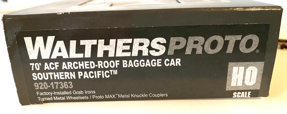 Coche de equipaje Walthers Proto Ho 70' ACF techo arqueado Southern Pacific 920-17363 Foto 2 de 4
