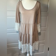 Tan Beige Tiered Dress Lace Trim 3/4 Sleeve Casual Bohemian Neutral Small