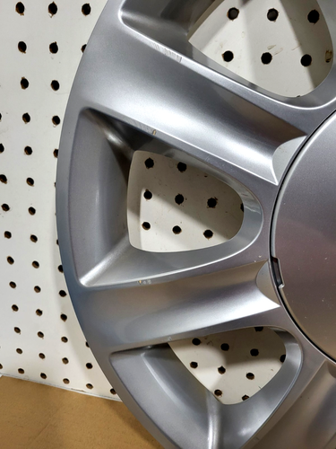 (1) OEM 05-08 Buick Allure/Lacrosse 16" Silver Hubcap / Wheel Cover 9595040 1155 - Picture 4 of 8