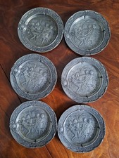 6 Vintage SKS Zinnteller Untersetzer  95% Relief Sch&ouml;n ist die Jugend &Oslash; 11,3 cm