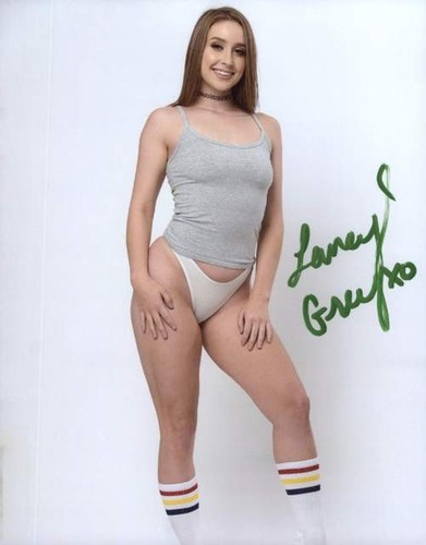 Laney Grey signed Model 8x10 Foto -PROOF- -ZERTIFIKAT- (A0002)