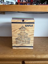 KAPLA Wooden Construction Set - 280 Building Planks in a Chest with 3 Art Books
