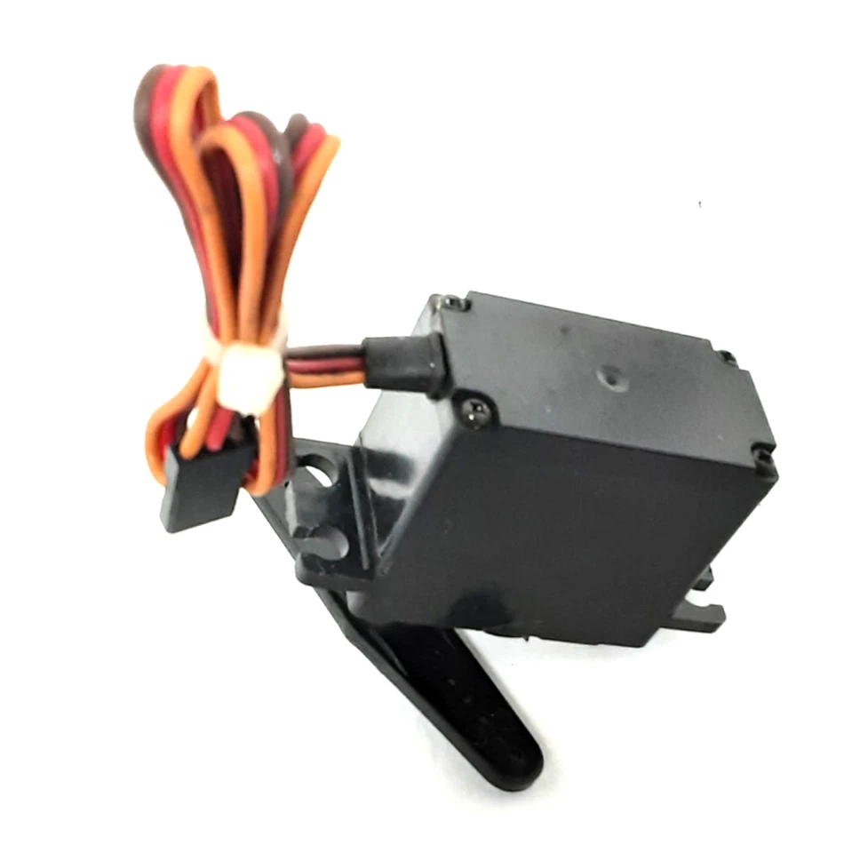 JR DS8611 Digital Servo with Arm Horn. Was used for Display Model Low Hours - Image 4 of 4