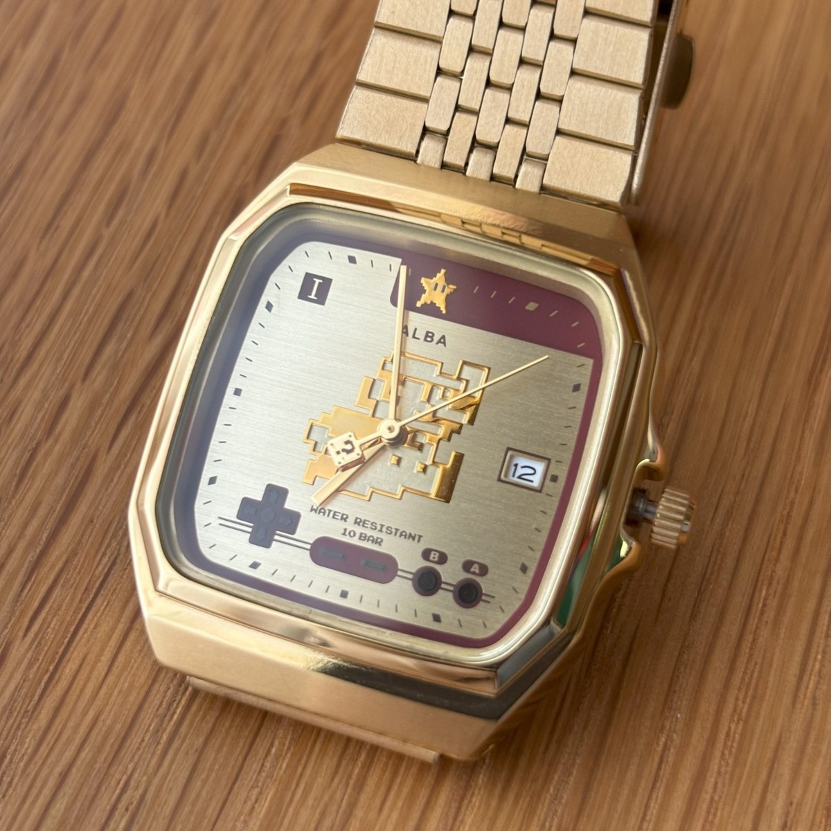 時計 SEIKO ALBA Star Mario Famicom gold watch Super Mario X Alba Gold Watch – Hello Japan