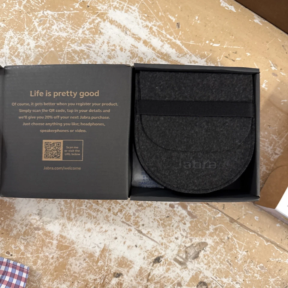 Jabra Speak2 40 Portable Speakerphone Noise-Cancelling Microphone 2740-209 - Image 3 of 4