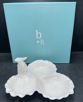 Burton & Burton  White Majolica Cabbage Leaf Tri-Section Dish W/ Bunny In Box