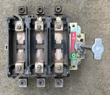 Allen Bradley 194R-NJ200P3 Series B Disconnect Switch
