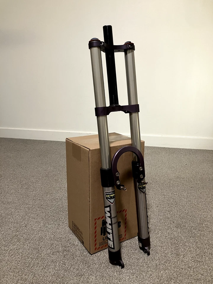 White Brothers Pro Forx DC118 DH - 复古下坡叉 — 第 2/4 张图片