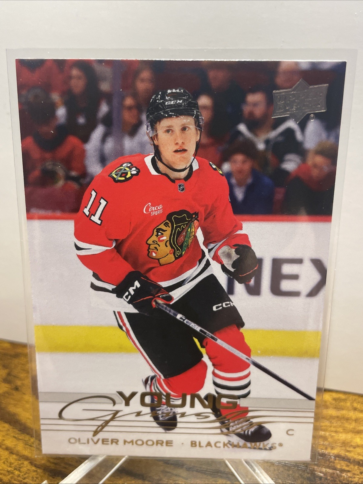 2025-26 Upper Deck Series 1 Young Guns Oliver Moore RC CHICAGO BLACKHAWKS #216