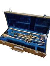 YAMAHA YTR 332 Trumpet / Red Bell  Rare Mouthpiece Included for All Levels Good