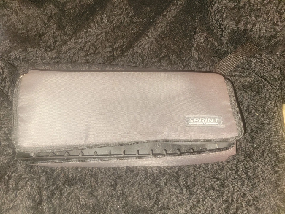 Винтажный мягкий черный портативный кассетный держатель Sprint Case Logic емкостью 15 лент  - Изображение 2 из 3