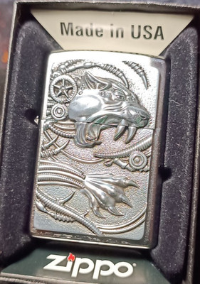 ZIPPO Special Edition | CYBER PREDATOR | 3D Trick Emblem | H 15 | Ungezündet OVP