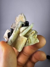 Turmalin Grün Lila Auf Feldspat Stufe Astak Nala Pakistan 34 Gramm