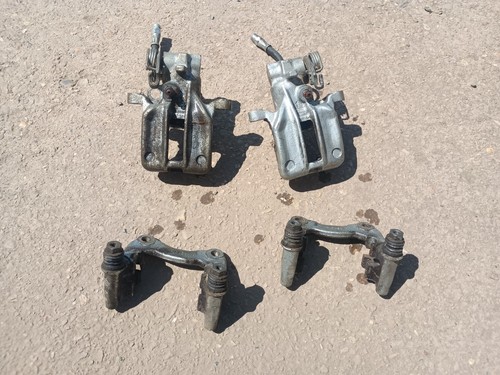 AUDI 80 CABRIOLET REAR BRAKE CALIPER LEFT & RIGHT (PAIR) - Picture 3 of 3