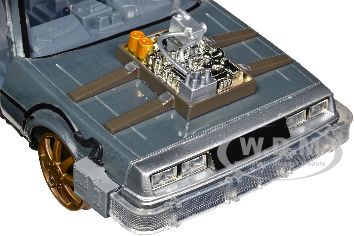 DELOREAN TIME MACHINE TRAIN VER. W/LIGHTS BACK TO THE FUTURE 3 1