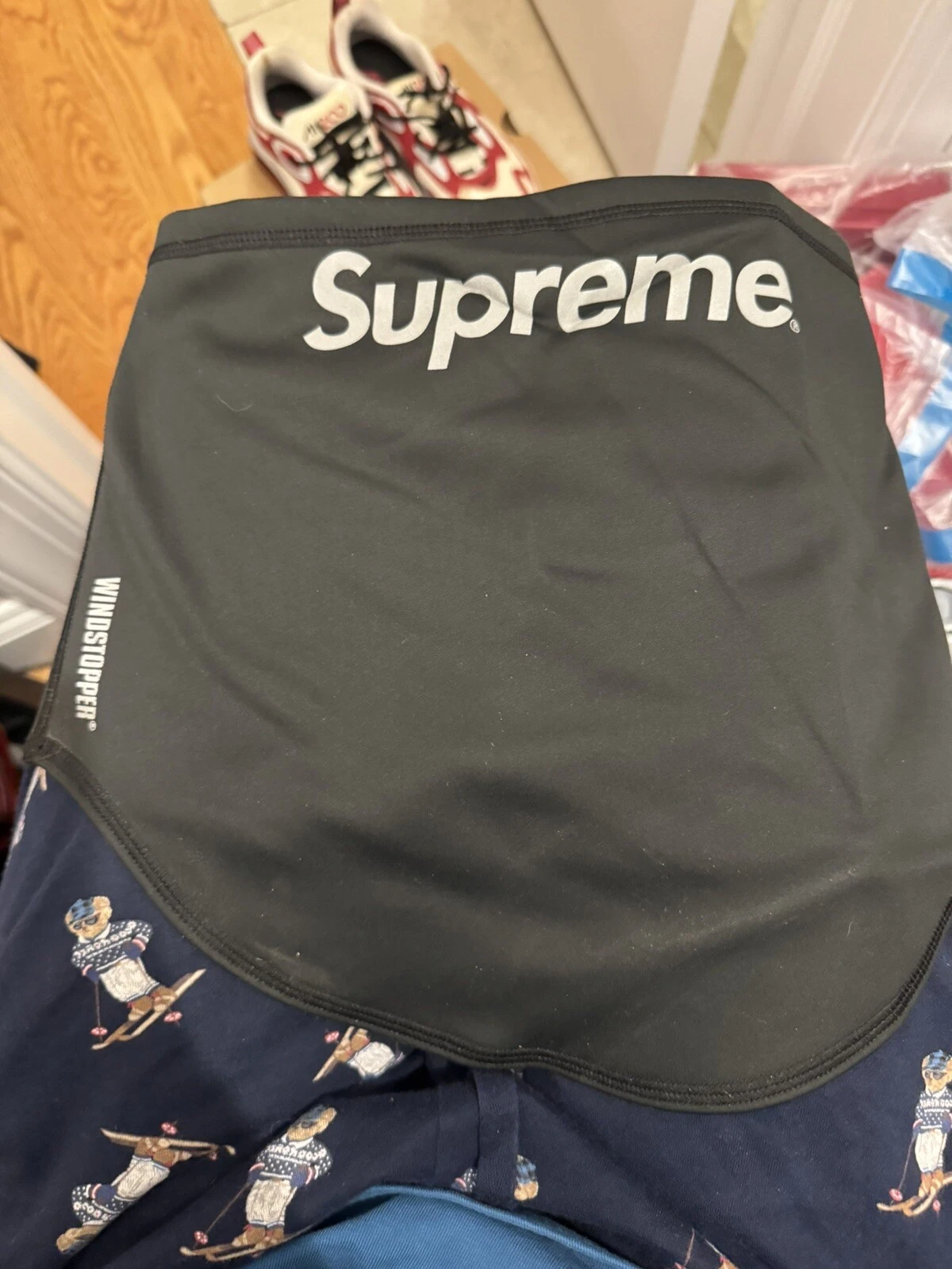 Guêtre de cou FW23 Supreme Windstopper noire résistante à l'eau GORE TEX réfléchissante