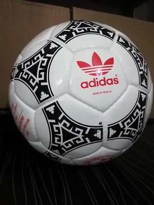 adidas azteca