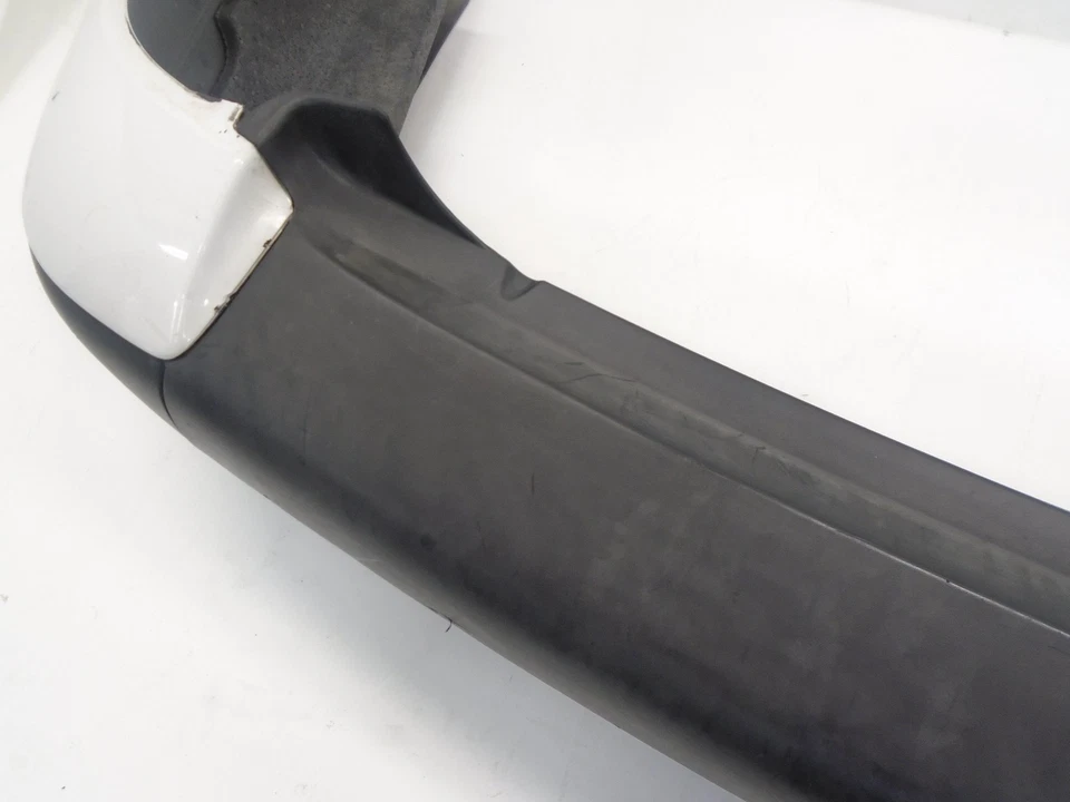 1999-2001 Saab 9-5 Rear Bumper Cover White/Black 4785762 OEM DK804380 Foto 4 de 4