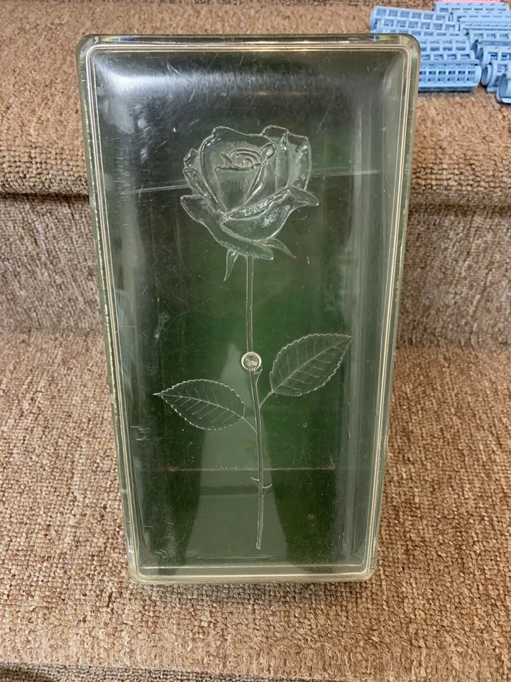 Rodillos de pelo vintage rosa y azul rizadores clips plateados y caja de almacenamiento Foto 4 de 4