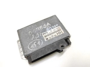 OPEL OMEGA B Estate 21, 22, 23 Motorsteuergerät ECU 0261203588 2.00 31552689