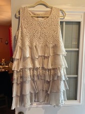 womens pasiley vine top size large