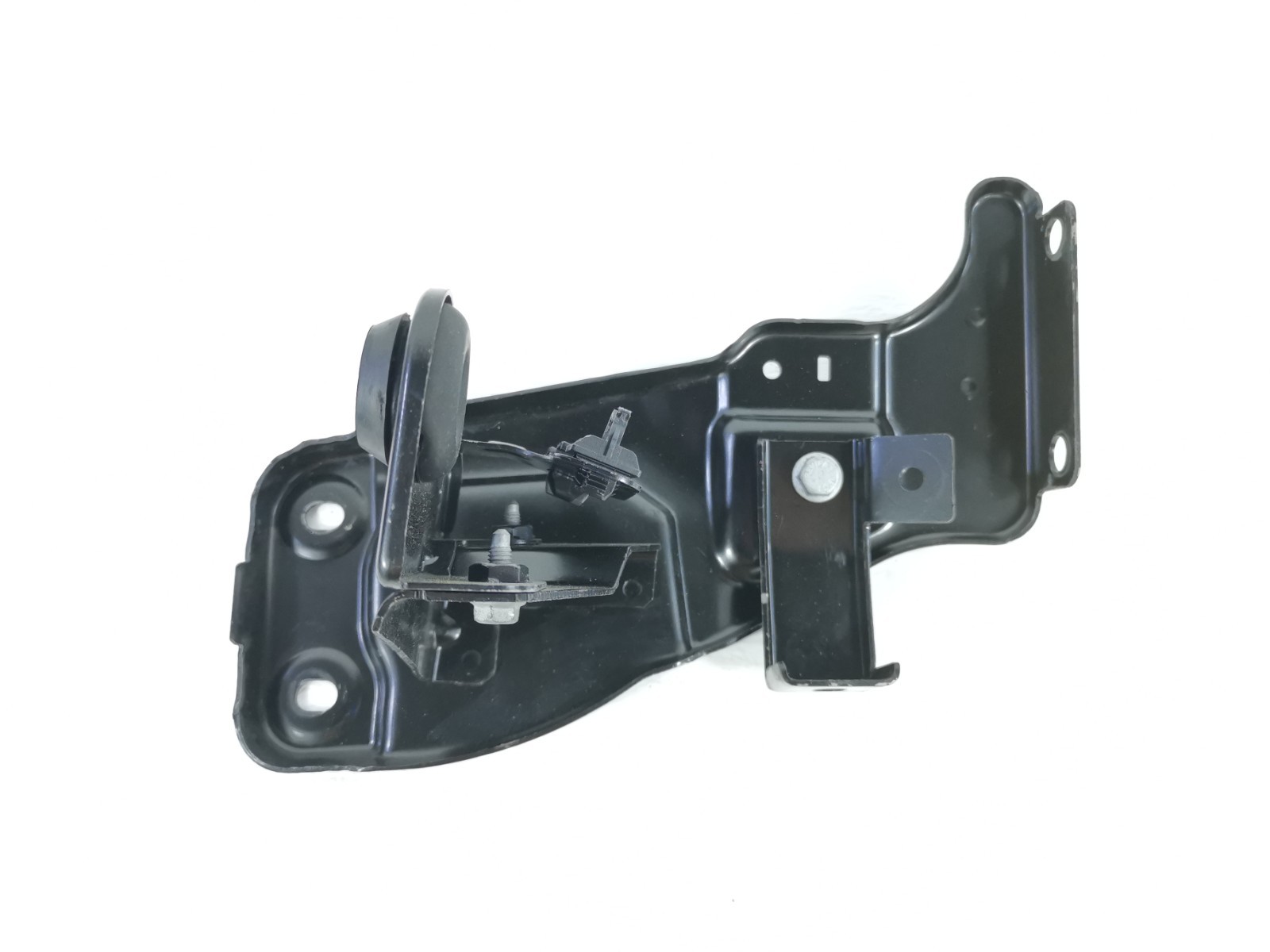 Maserati Levante 2018 AWD 3.0 L Front Right Radiator Bracket Mount OEM