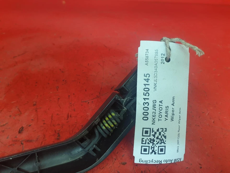 BRAZO LIMPIAPARABRISAS TRASERO TOYOTA YARIS XP130 2012 3 PUERTAS Foto 4 de 4