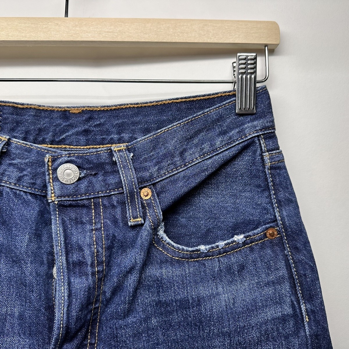 Vintage Levi's 501 Made in Macau CA 00342 WPL 423 25x32 BIG Vintage Levi's 501 Made in Macau CA 00342 WPL 423 25x32 BIG