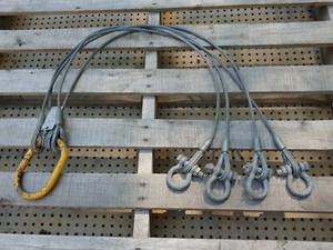 4-Leg Cable Sling 5/16 in. x 4ft w/ Chicago Shackles Arabi
