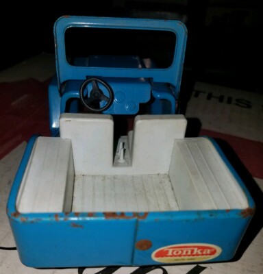 Jeep Tonka Vintage Années 60 - Bleu Acier Pressé - États-Unis - Bon état