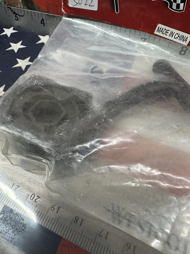 REDCAT RACING R005 NITRO ENGINE Sleeve & Piston for: .18 Engines - Image 3 of 4