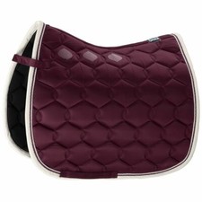 Eskadron Saddle Cloth GLOSSY WAVE CONTRAST BLACKBERRY (Basics)