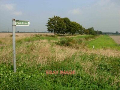 PHOTO  BYWAY TO REACH LEADING OFF THE SWAFFHAM PRIOR - UPWARE ROAD. 2006