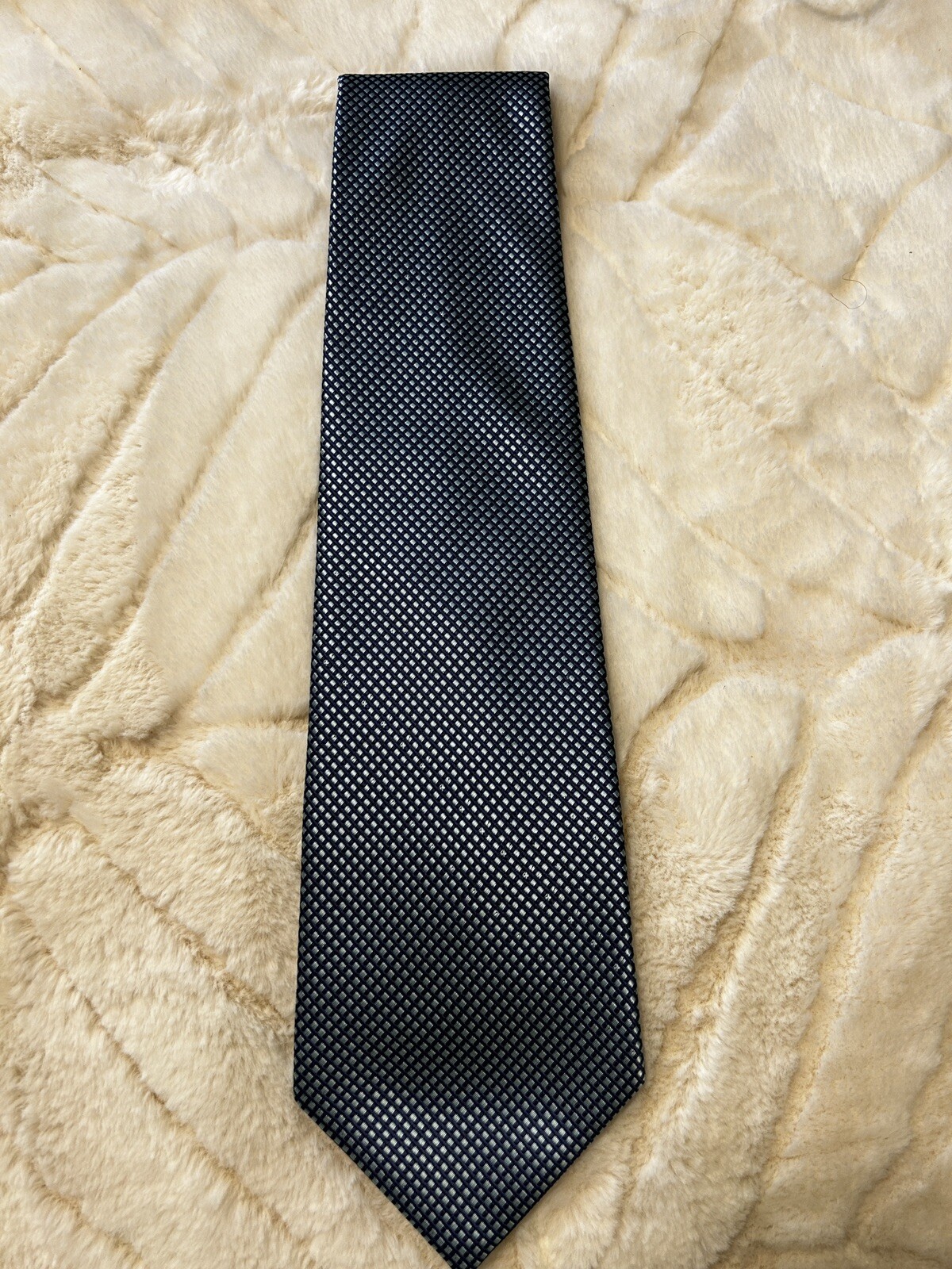 Picture 2 of 5