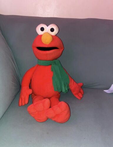 Fisher Price 2006 Elmo Scarf PBS Sesame Street Plush Soft Toy Stuffed Animal 25" - Picture 1 of 3