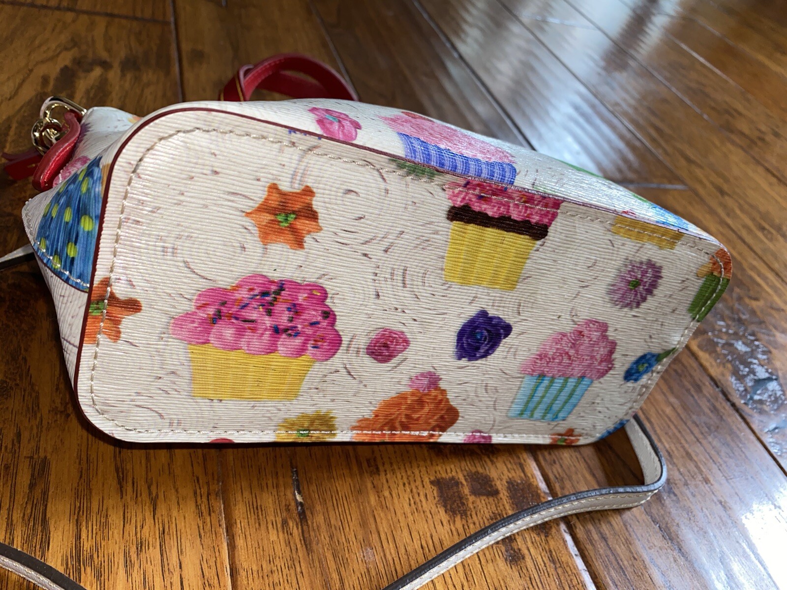 NWOT NEW Dooney and Bourke Cupcake Handbag Purse SWEET ADORABLE eBay