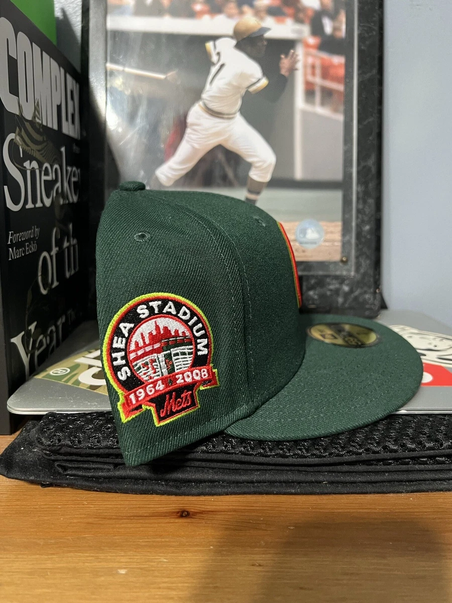 7 1/2 DS NewEra 59fifty Boston Red Sox Fitted Hat from BrandNew