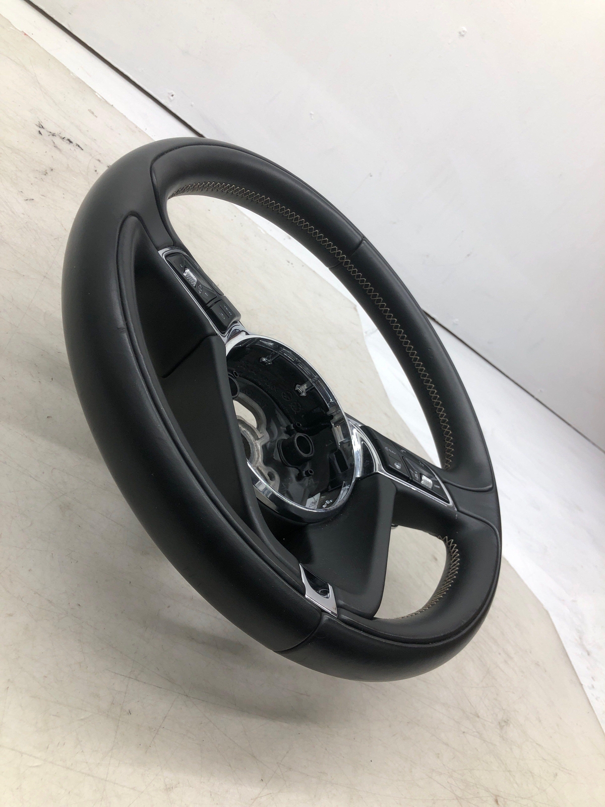 2016-2020 BENTLEY BENTAYGA STEERING WHEEL BLACK LEATHER HEATED 36A419093A OEM