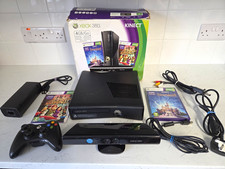 Microsoft Xbox 360 S 4GB Black Kinect Bundle Wi-Fi Controller 2 Games Boxed