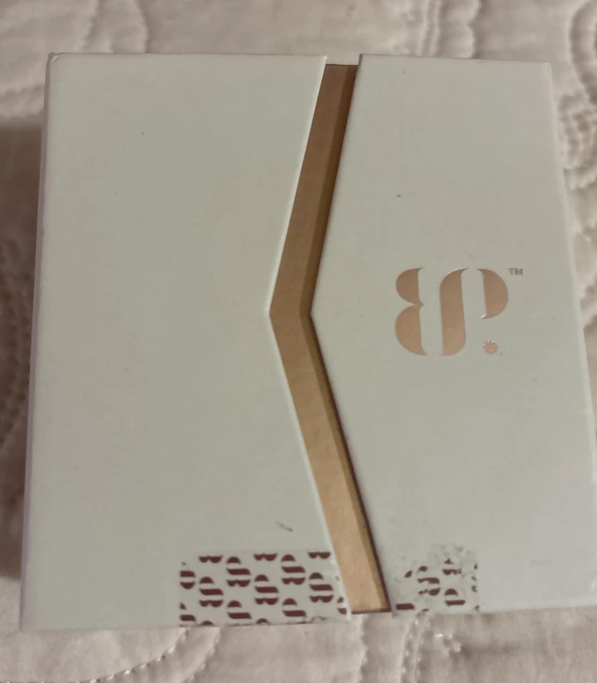 Bomb Party Simply Hoops RBP7119 The Cameron Hoops Array of LC Blue Topaz on Rho Foto 4 de 4